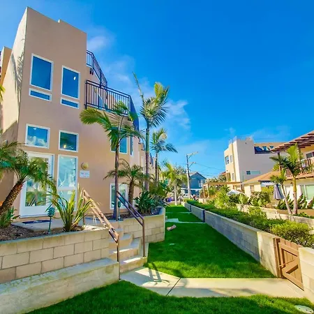 Stunning South Mission Home With Private Rooftop & Ocean Views!